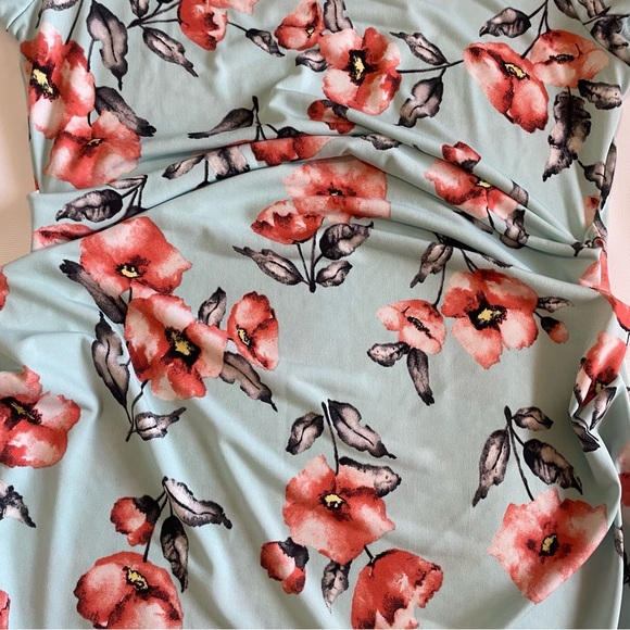 “My Bump Floral Maternity Dress - Medium - Picture 8 of 10